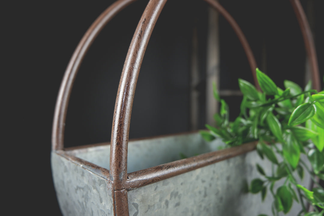 Round Rustic Metal Wall Vase - LYKTA